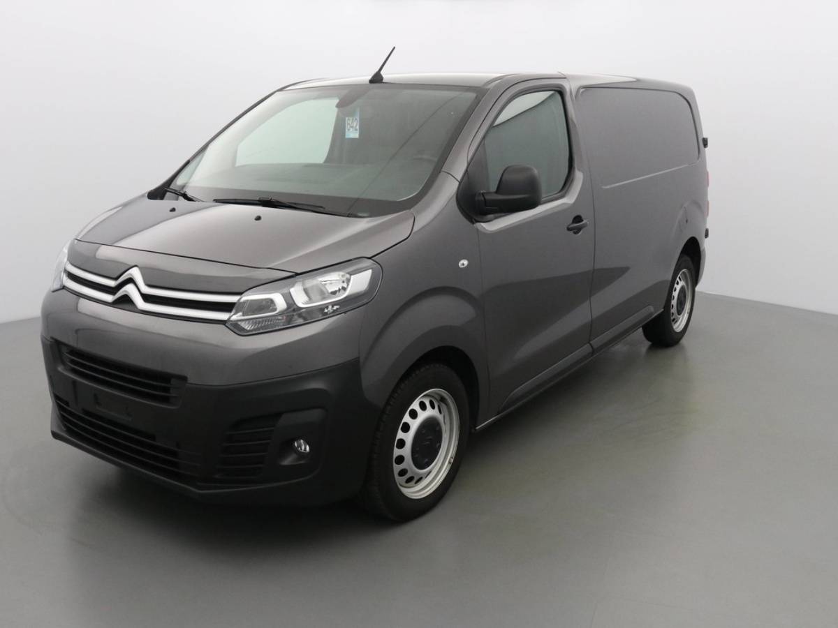 Citroën Jumpy cabine approfondie en location longue durée à Bordeaux