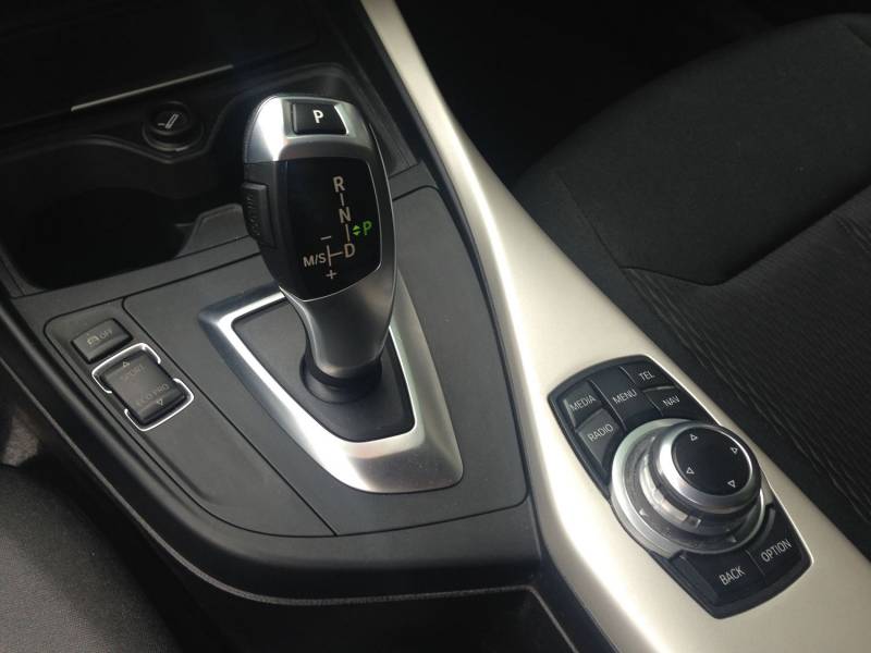 Acheter BMW série 1 en boite automatique en Gironde