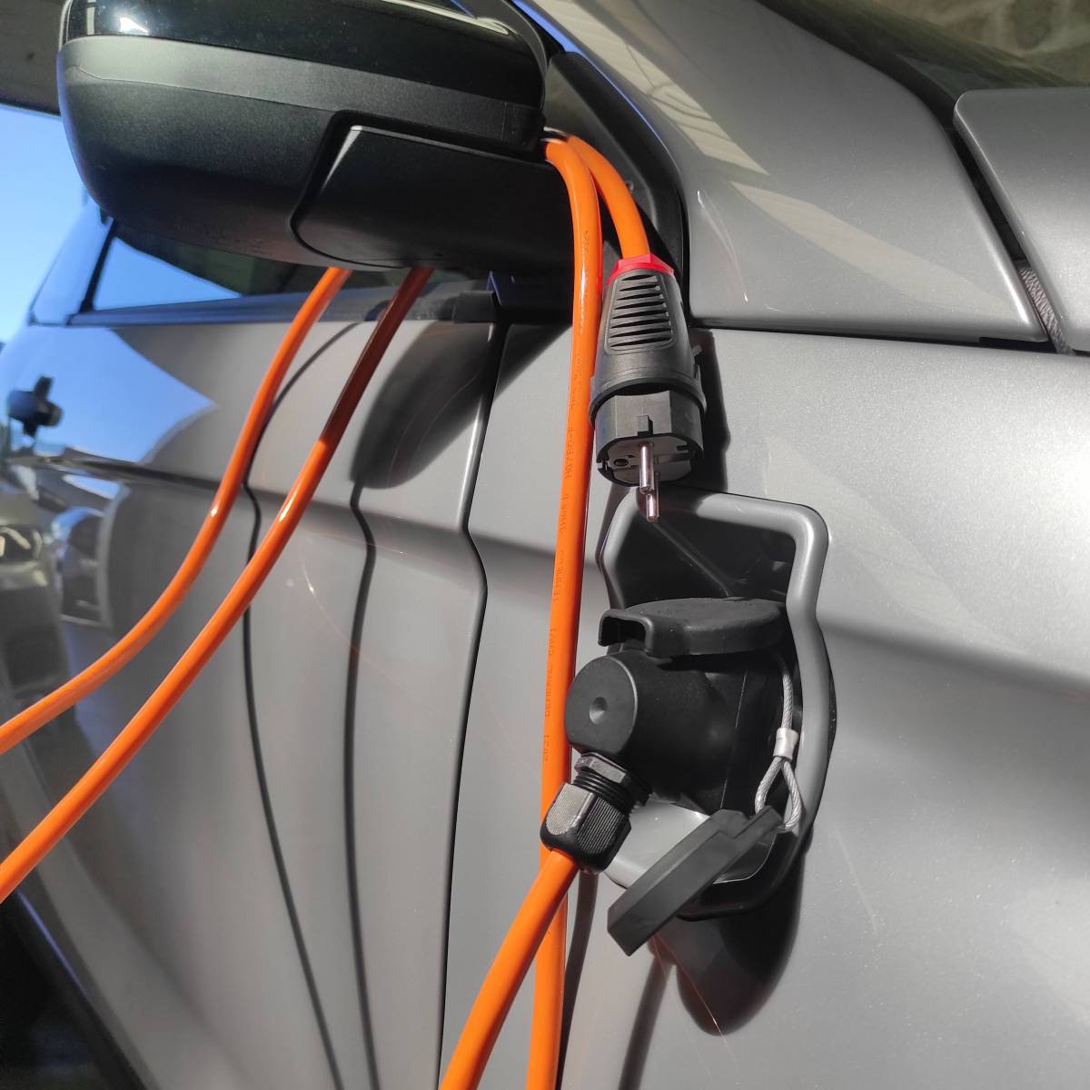 Voiture sans permis Electrique en location à Bordeaux