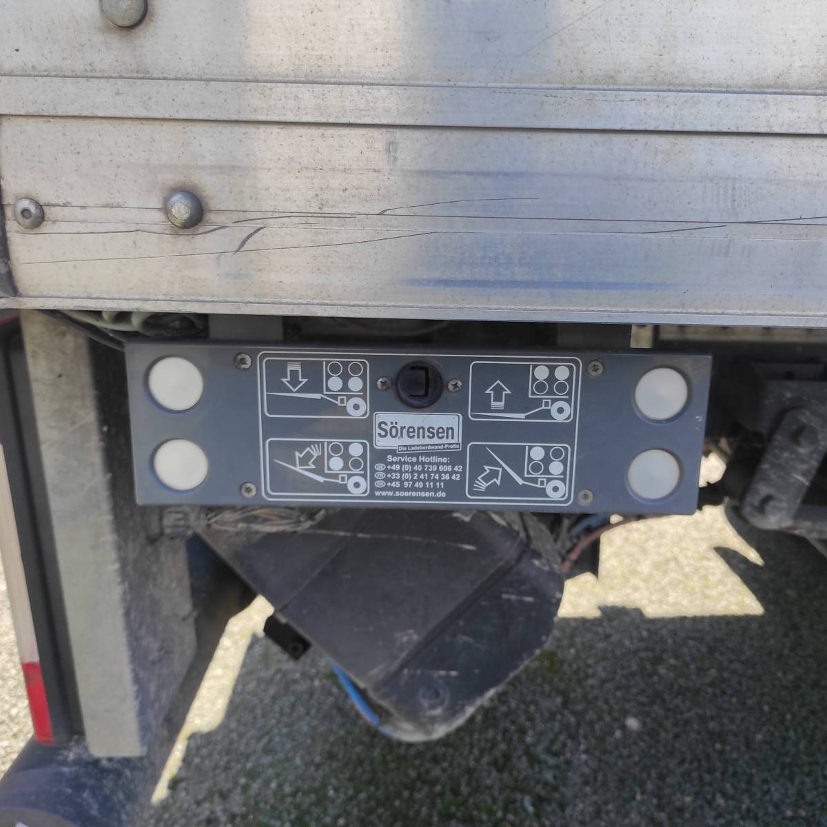 Iveco 20m3 caisse demenageur  avec Hayon total  à Bordeaux