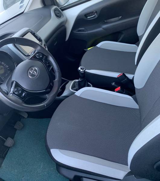 TOYOTA AYGO II 1.0 VVT-I 4CV X-PLAY 5P