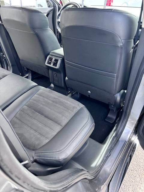 MITSUBHISHI  OUTLANDER